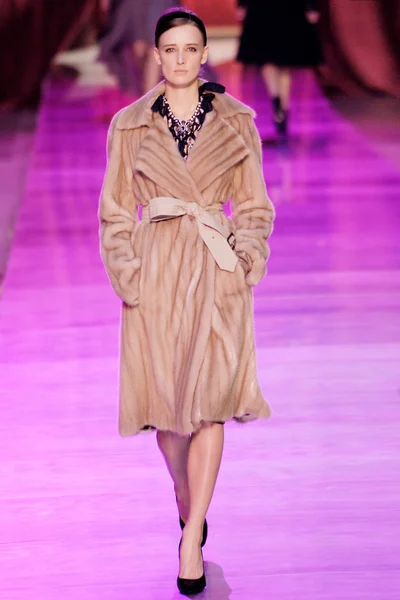 Look 35